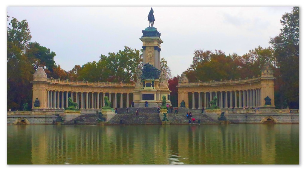 Image: Alfonso XII Monument, El Buen Retiro Park, Madrid, Spain
